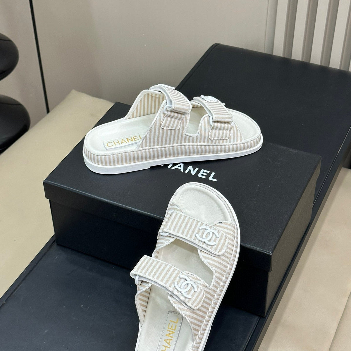 CC SANDALS