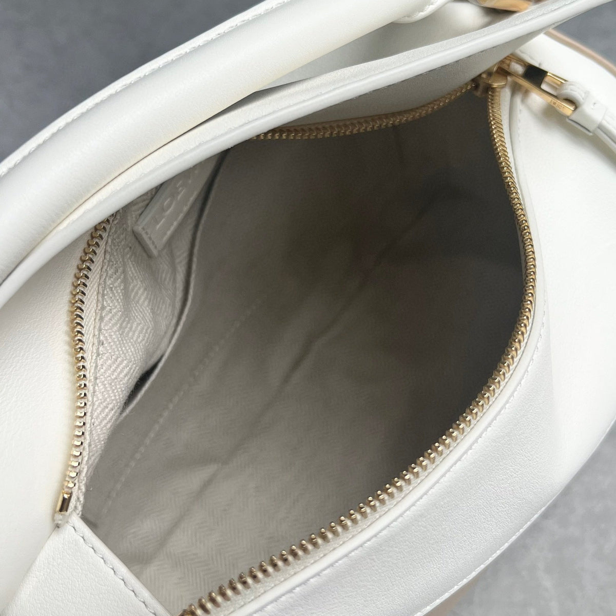 LOEW SMALL PUZZLE EDGE BAG