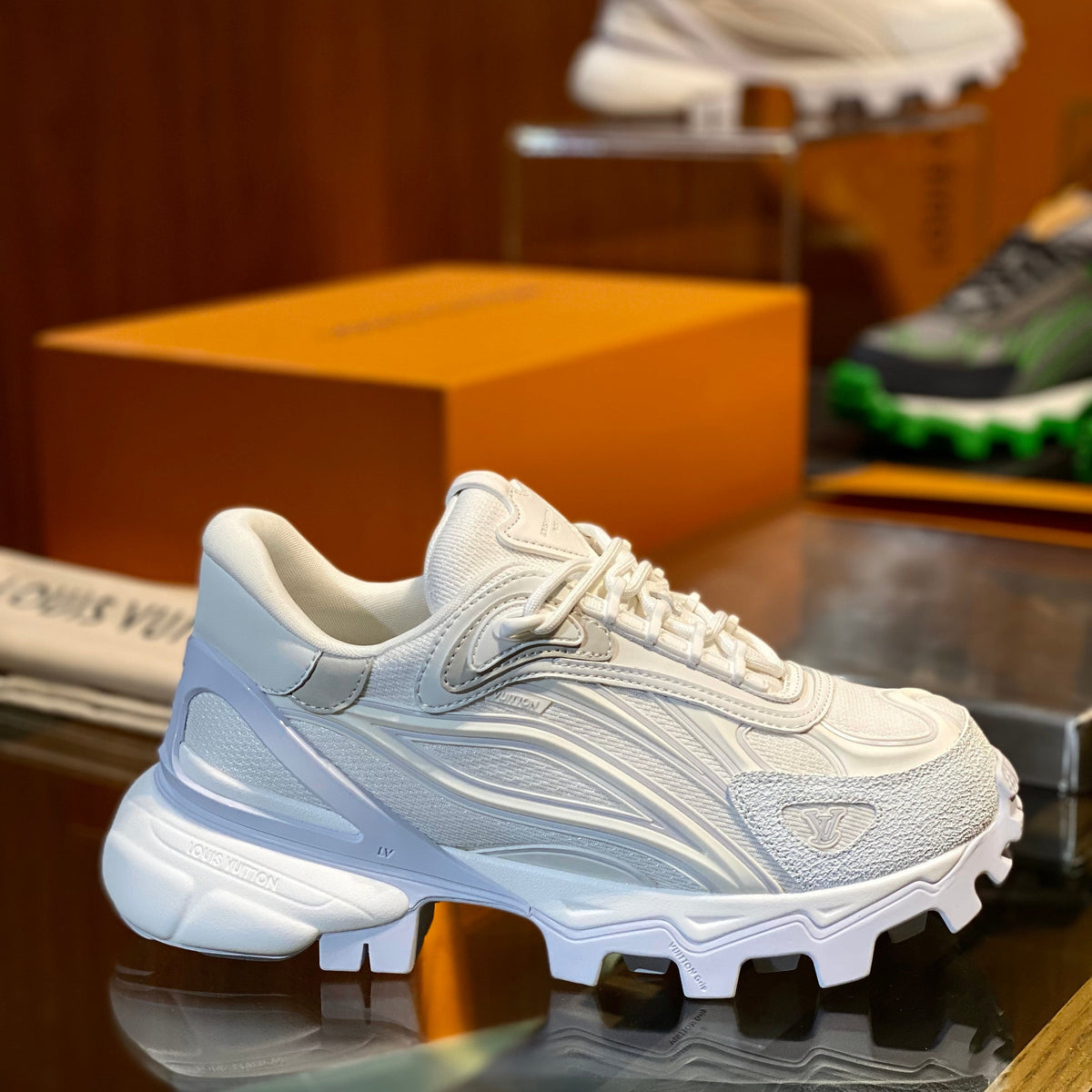 LOU SUMMIT SNEAKERS