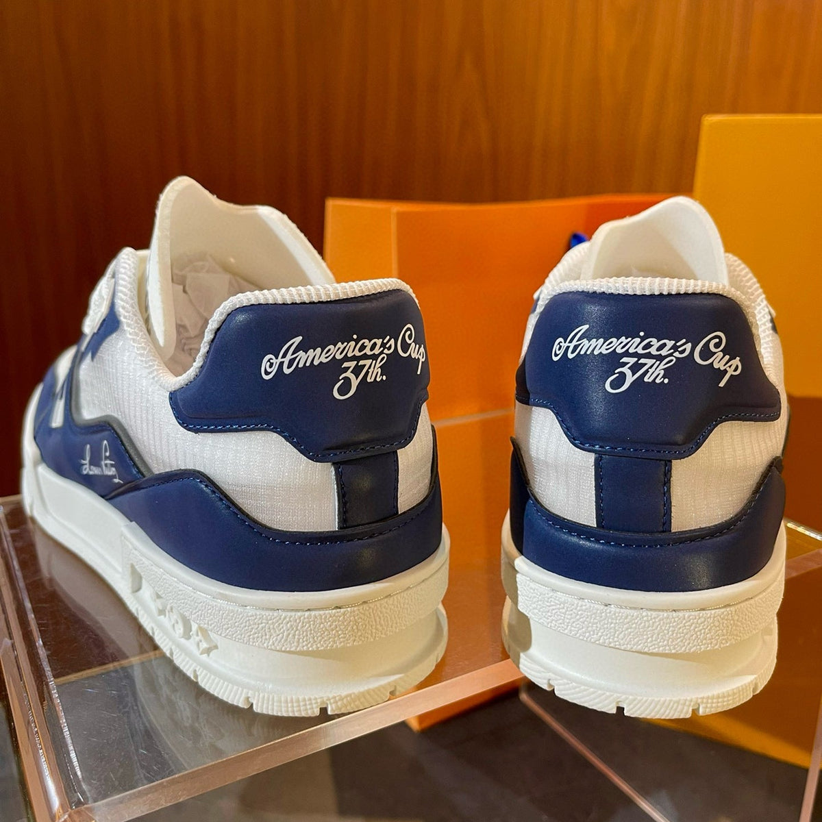 LOU TRAINERS