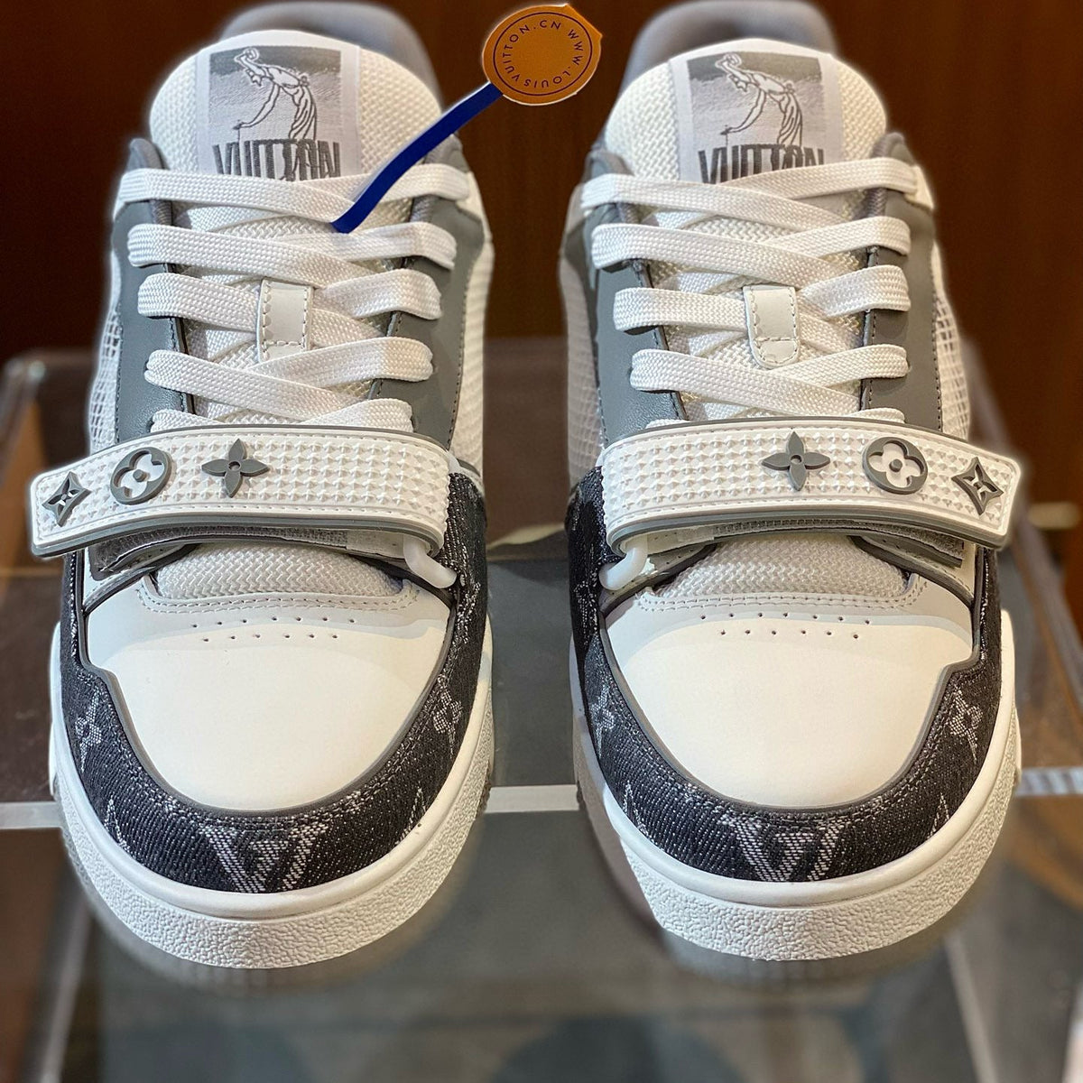 LOU TRAINERS