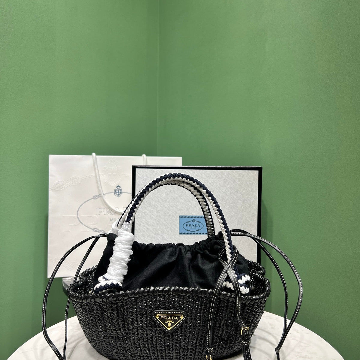 PD RAFFIA CROCHET BAG
