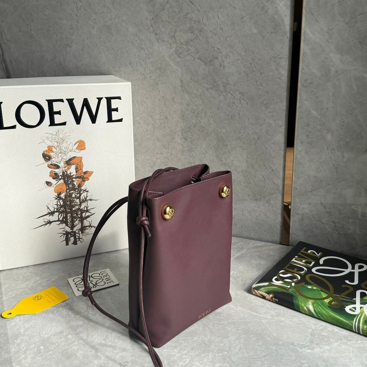 LOEW PEBBLE POUCH