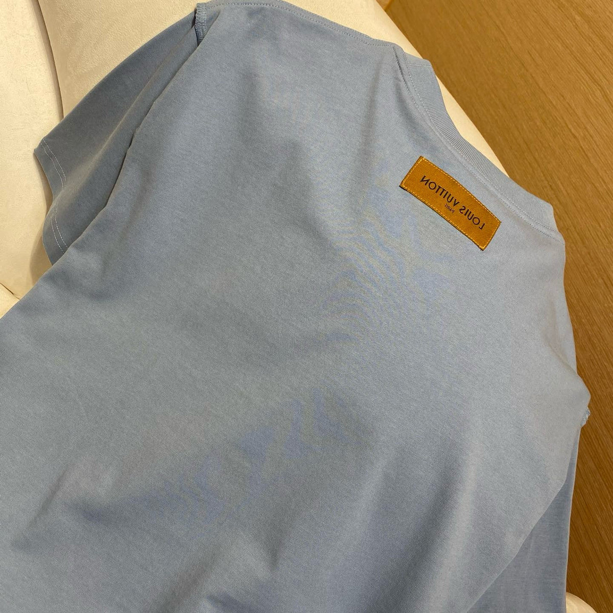 LOU T-SHIRT