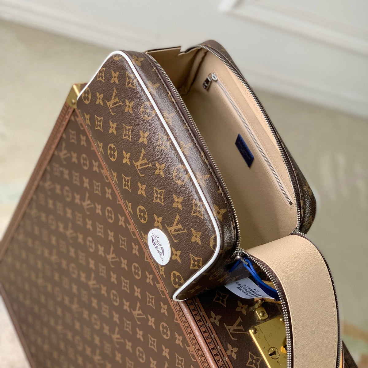 LOU DOPP KIT TOILETRY BAG
