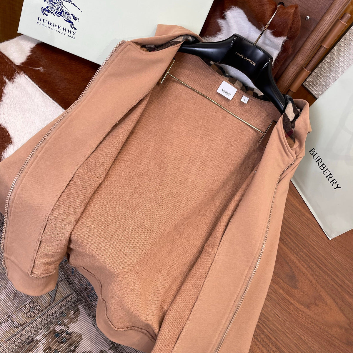 BBR ZIP HOODIE