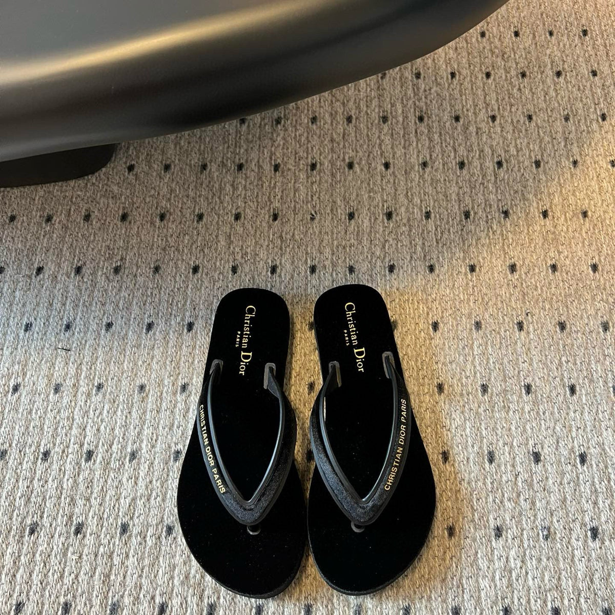 CD THONG SANDAL