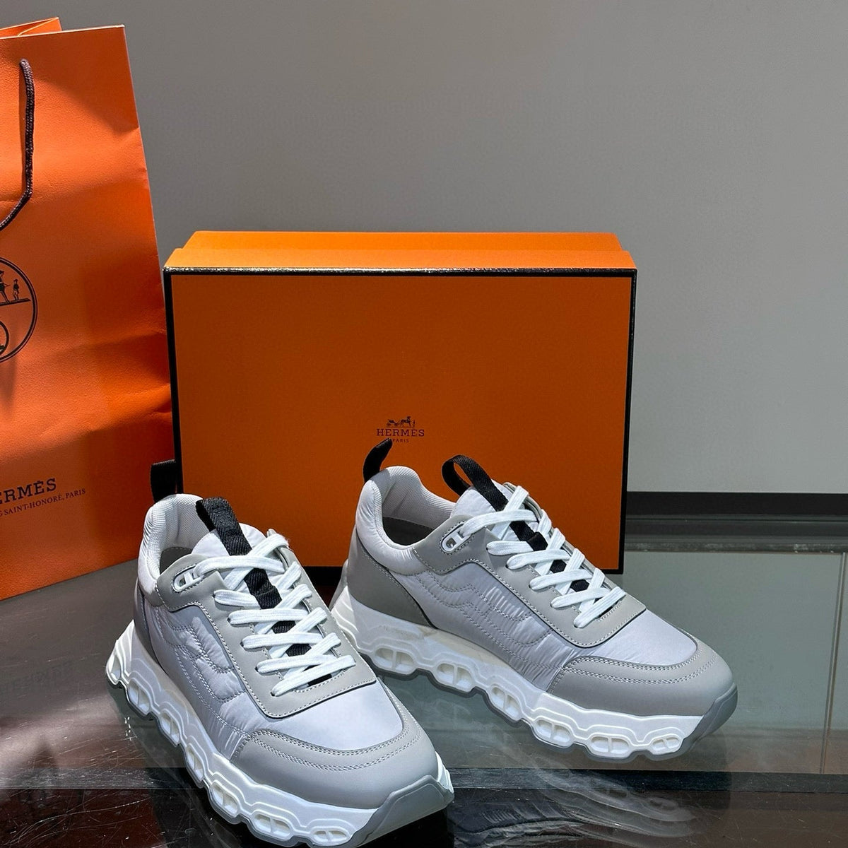 HERM IMPULSE SNEAKER