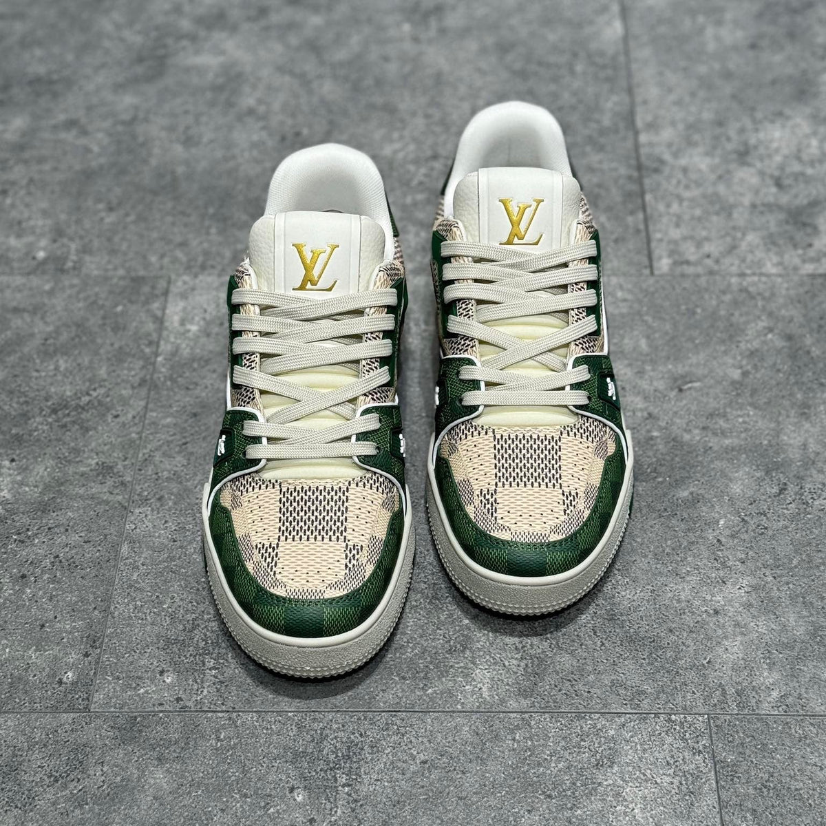 LOU TRAINERS