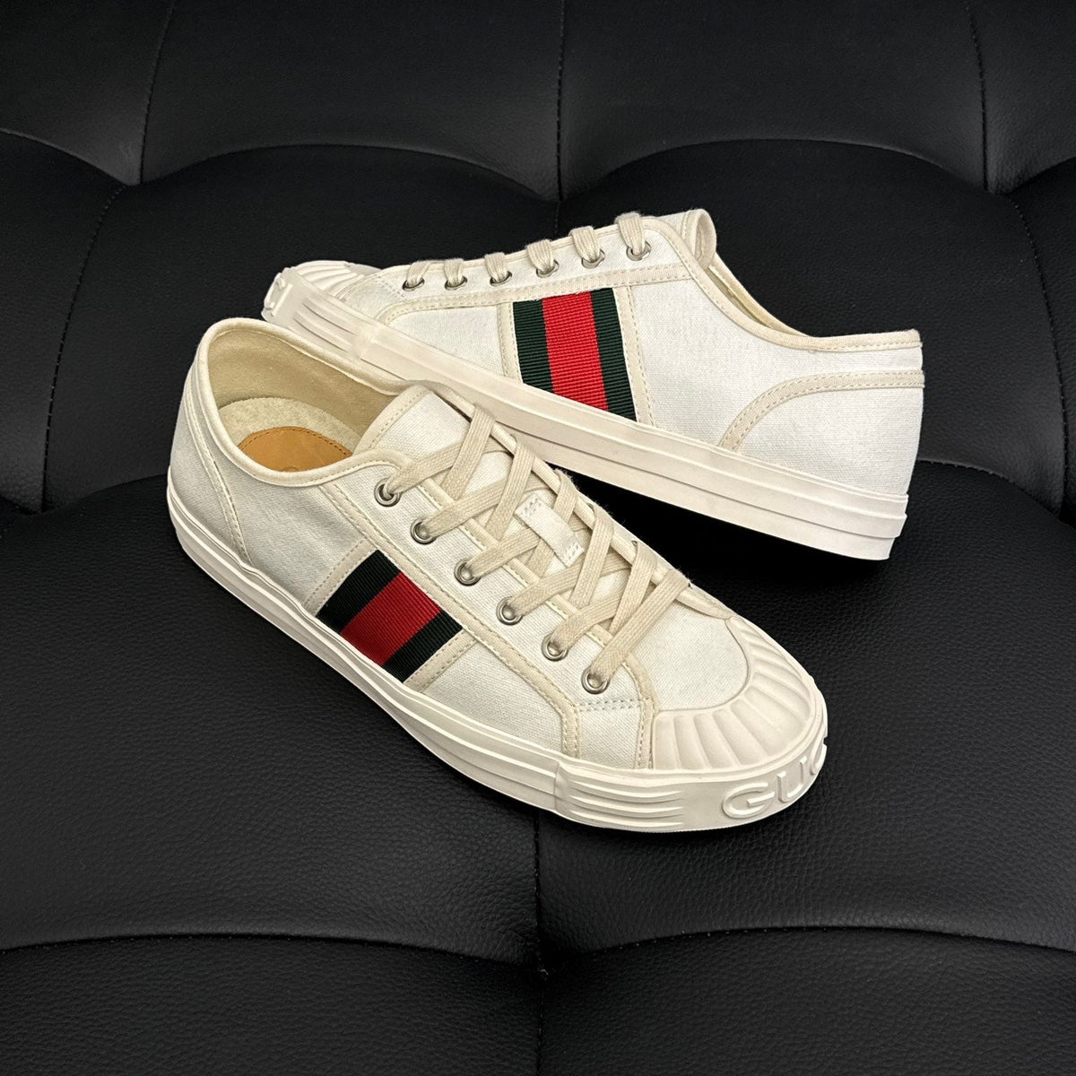 GG SNEAKERS