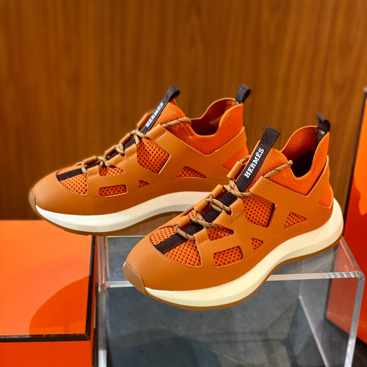 HERM KATANA SNEAKERS