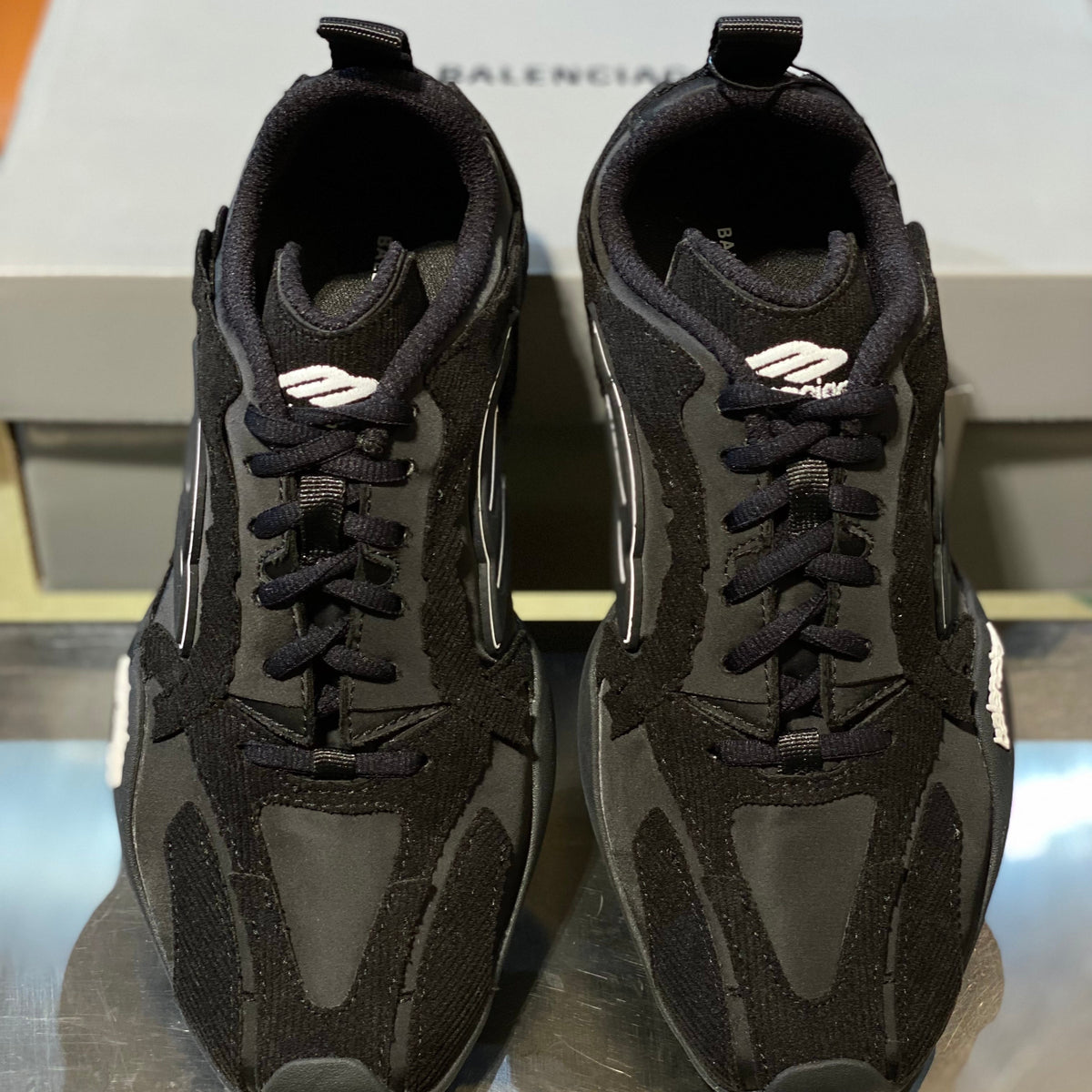 BAL MONDAY ULTRA SNEAKERS