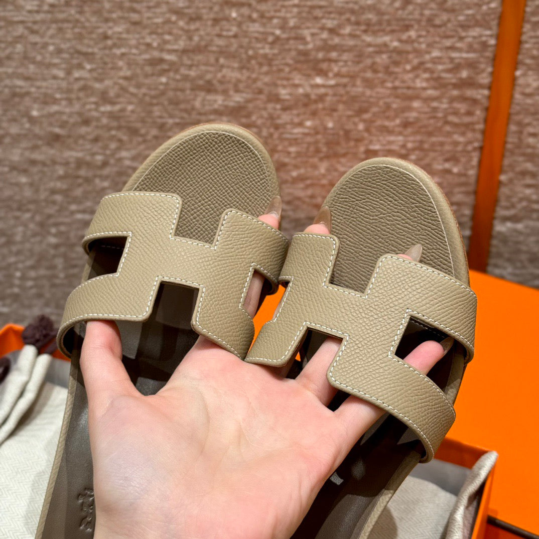 HERM OASIS SANDALS