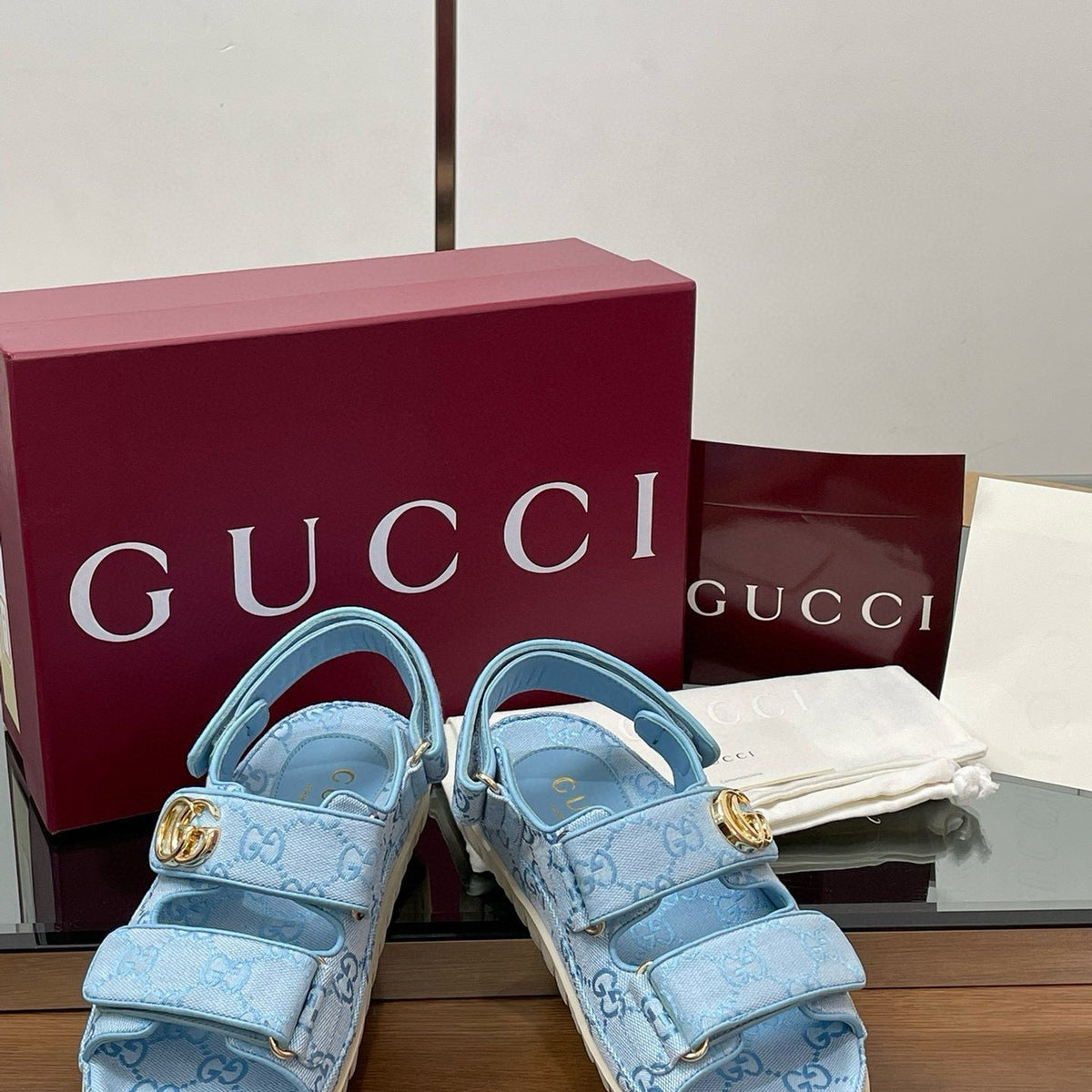 GG SANDALS