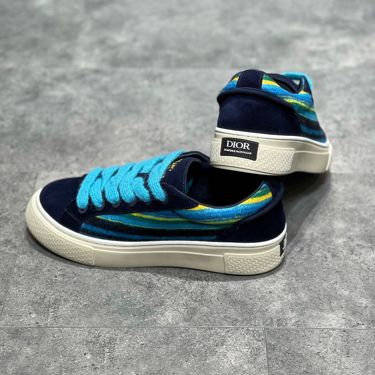 CD B33 SNEAKER