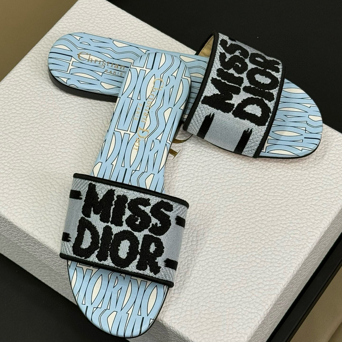 CD DWAY SLIDES