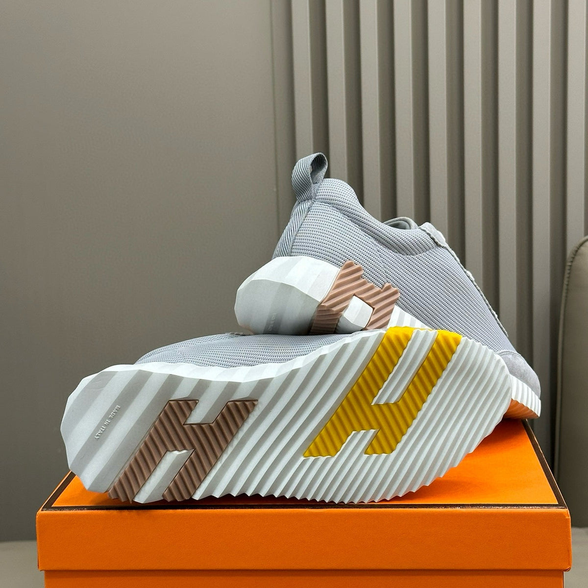 HERM BOUNCING SNEAKER