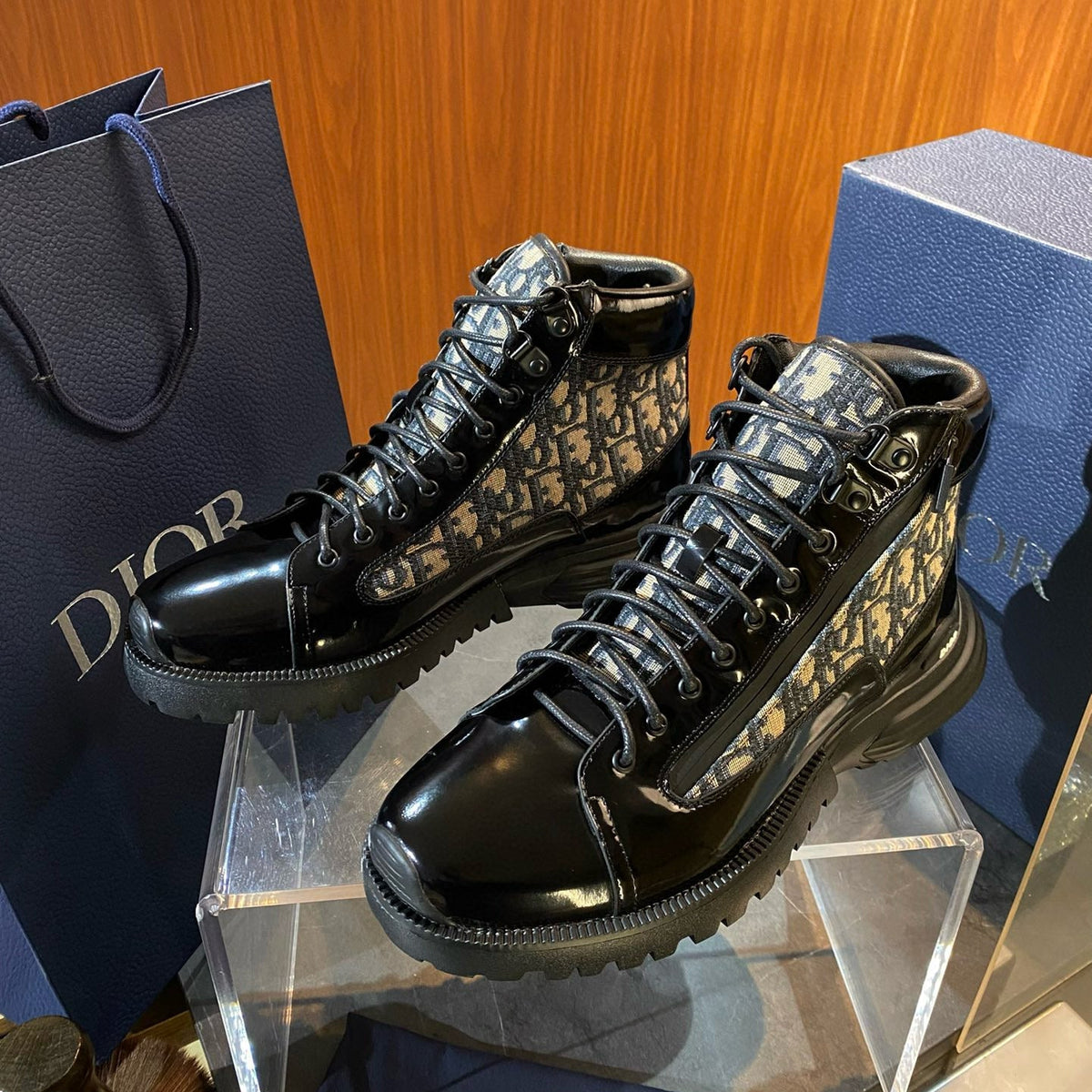 CD COMBAT BOOTS