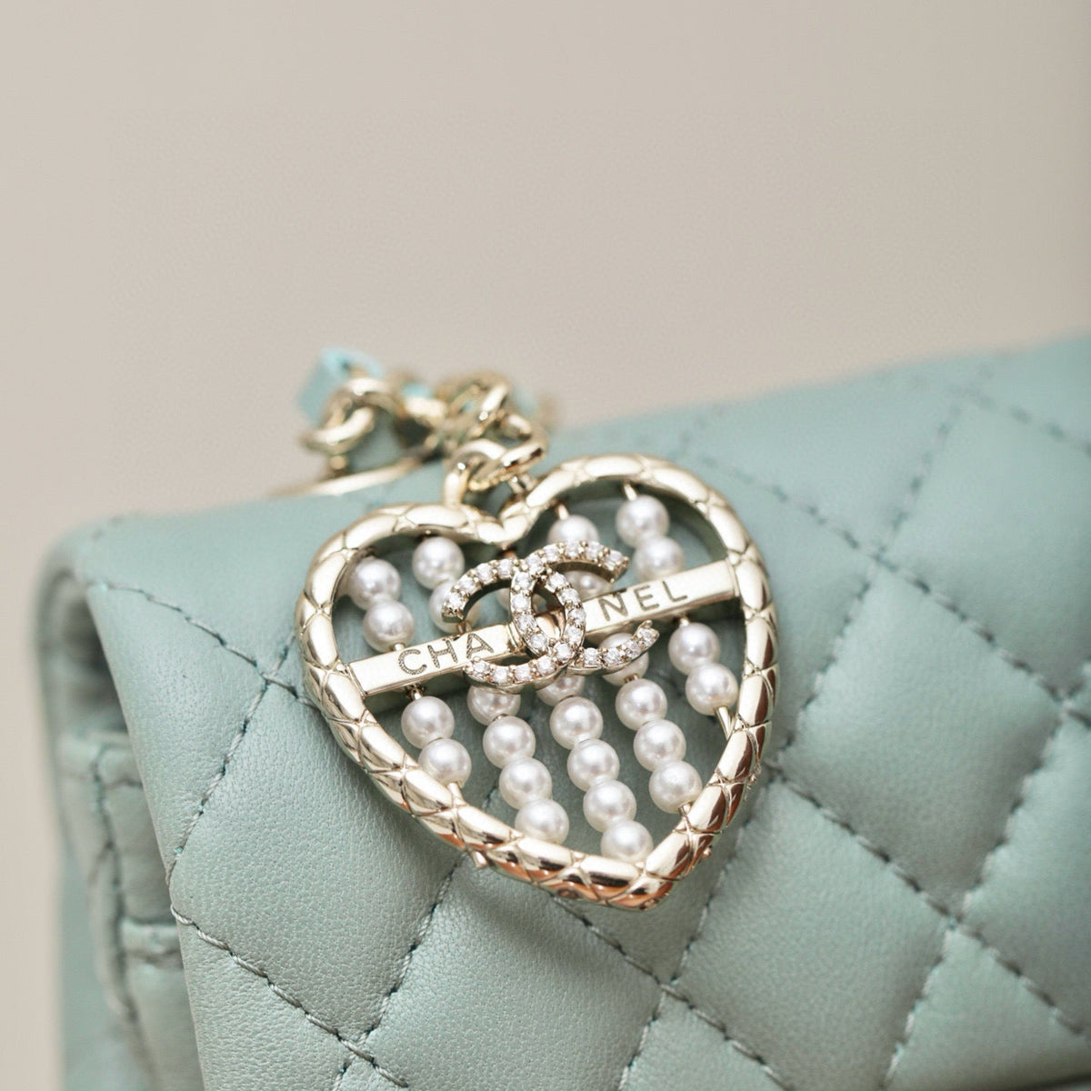 CC 25A MINI CLASSIC FLAP BAG