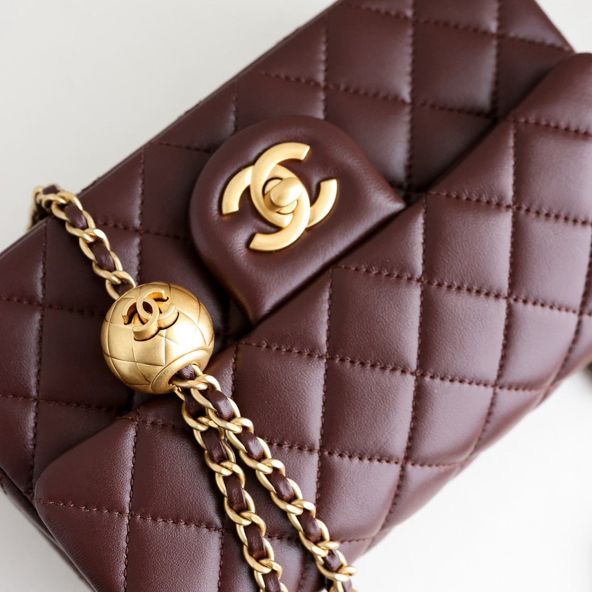 CC CLASSIC FLAP MINI BAG