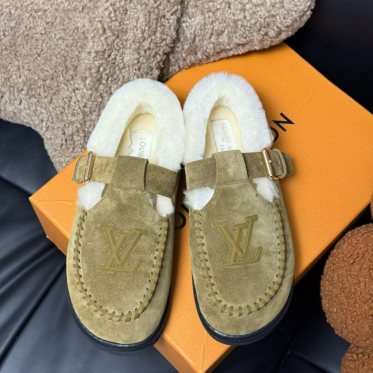 LOU COLORADO MARY JANES