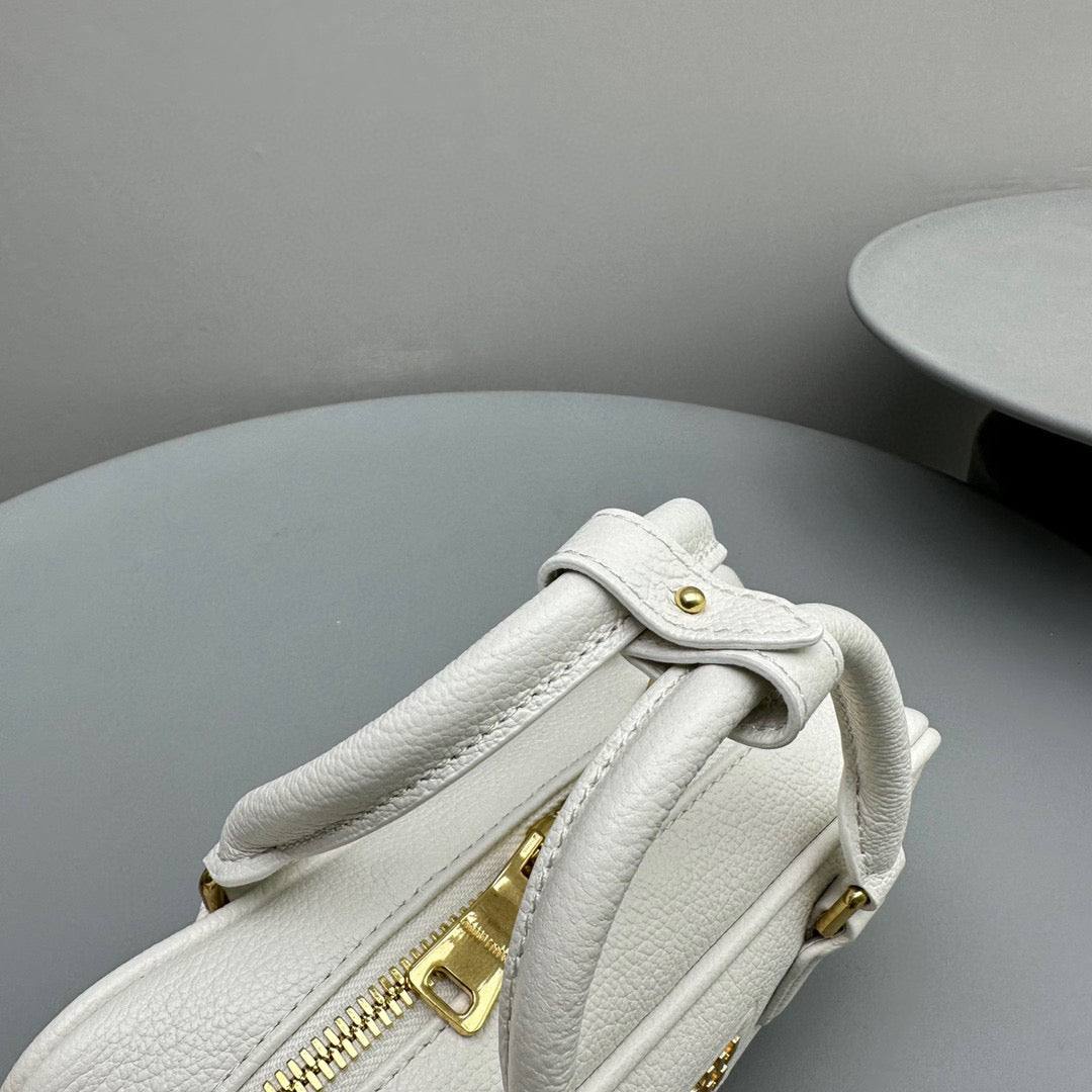 MIU M ARCADIE BAG