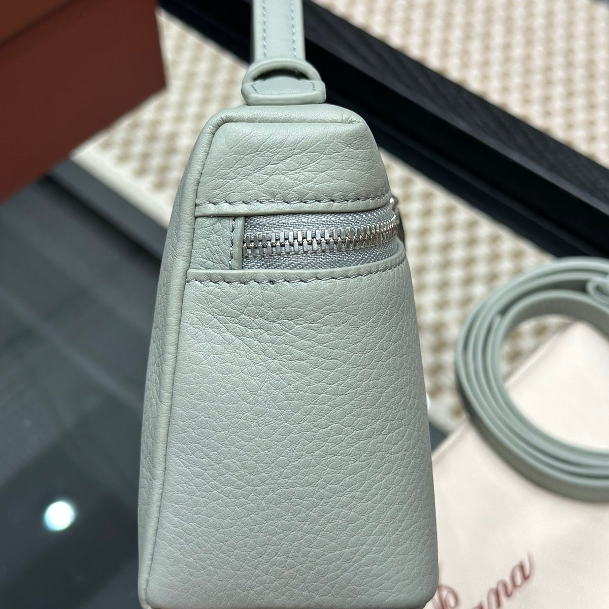 LORO P EXTRA POCKET L19 BAG