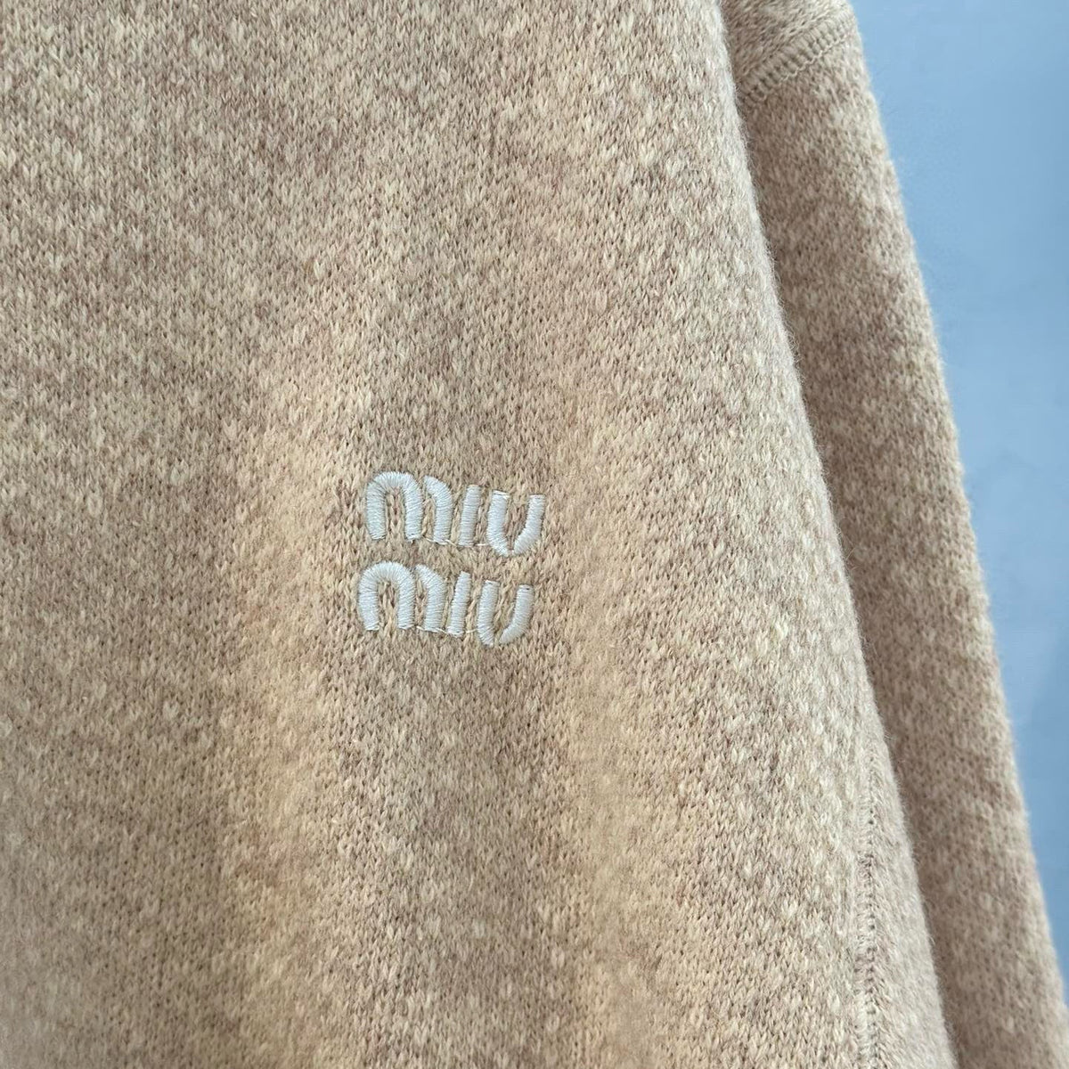 MIU M ZIP HOODIE