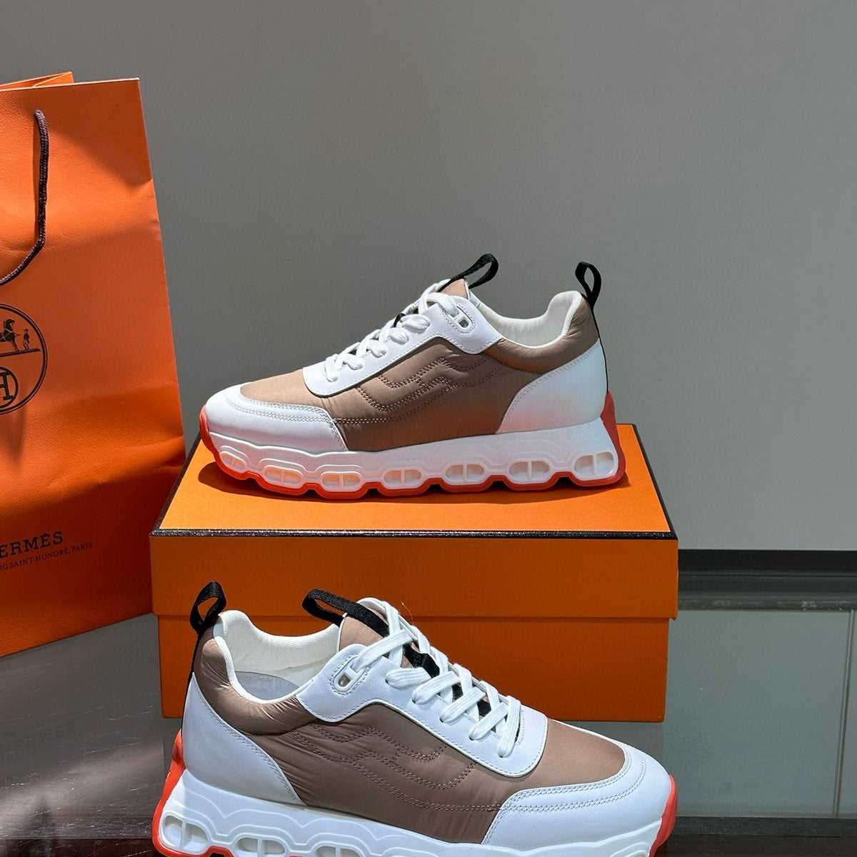 HERM IMPULSE SNEAKER