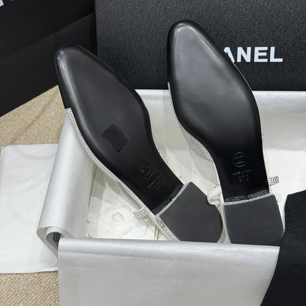 CC SLINGBACK PUMPS