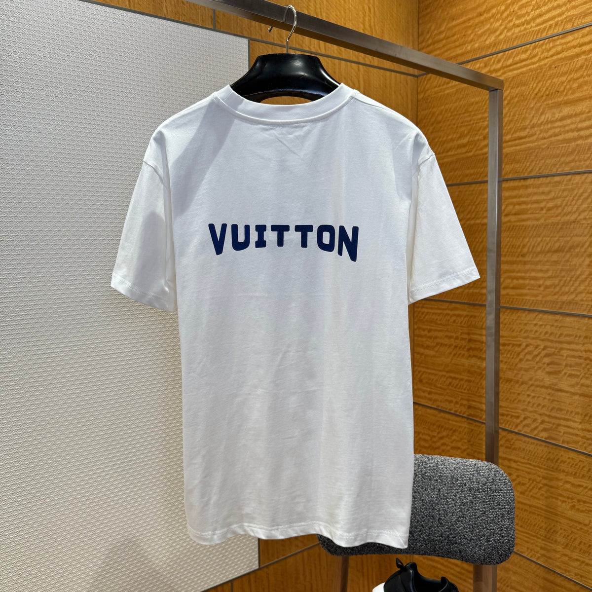 LOU T-SHIRT