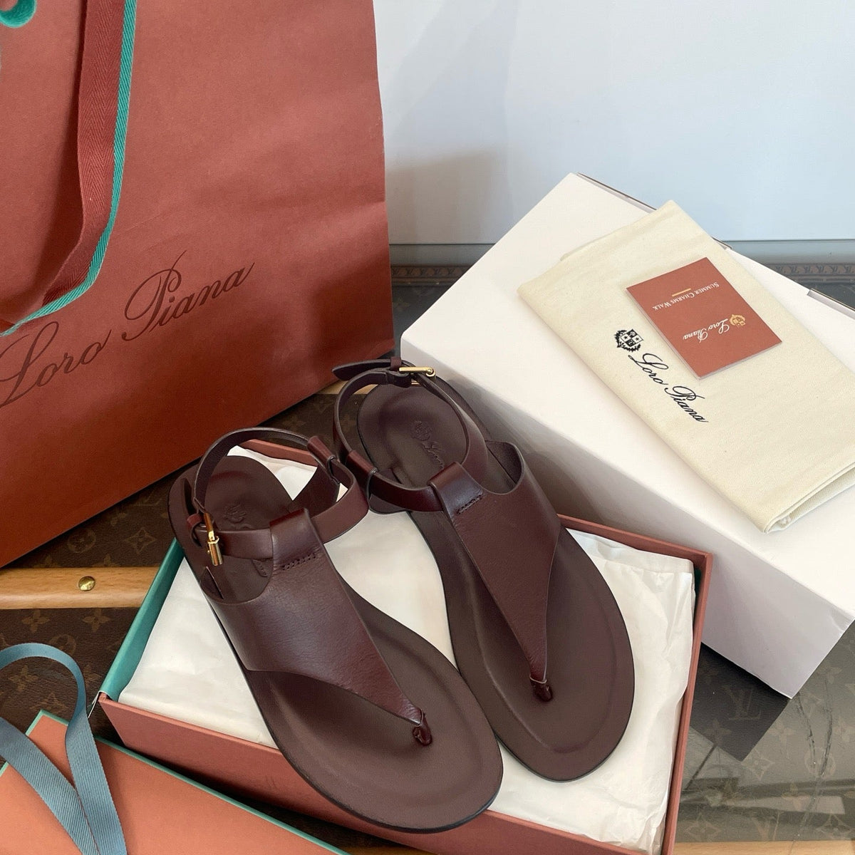 LORO P SANDALS