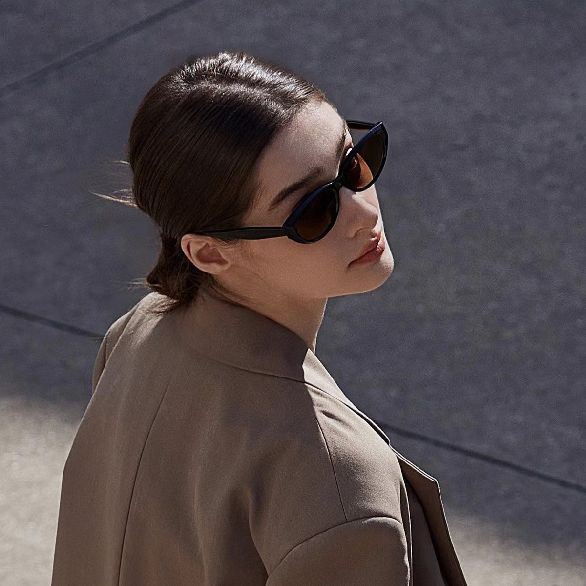 MIU M SUNGLASSES