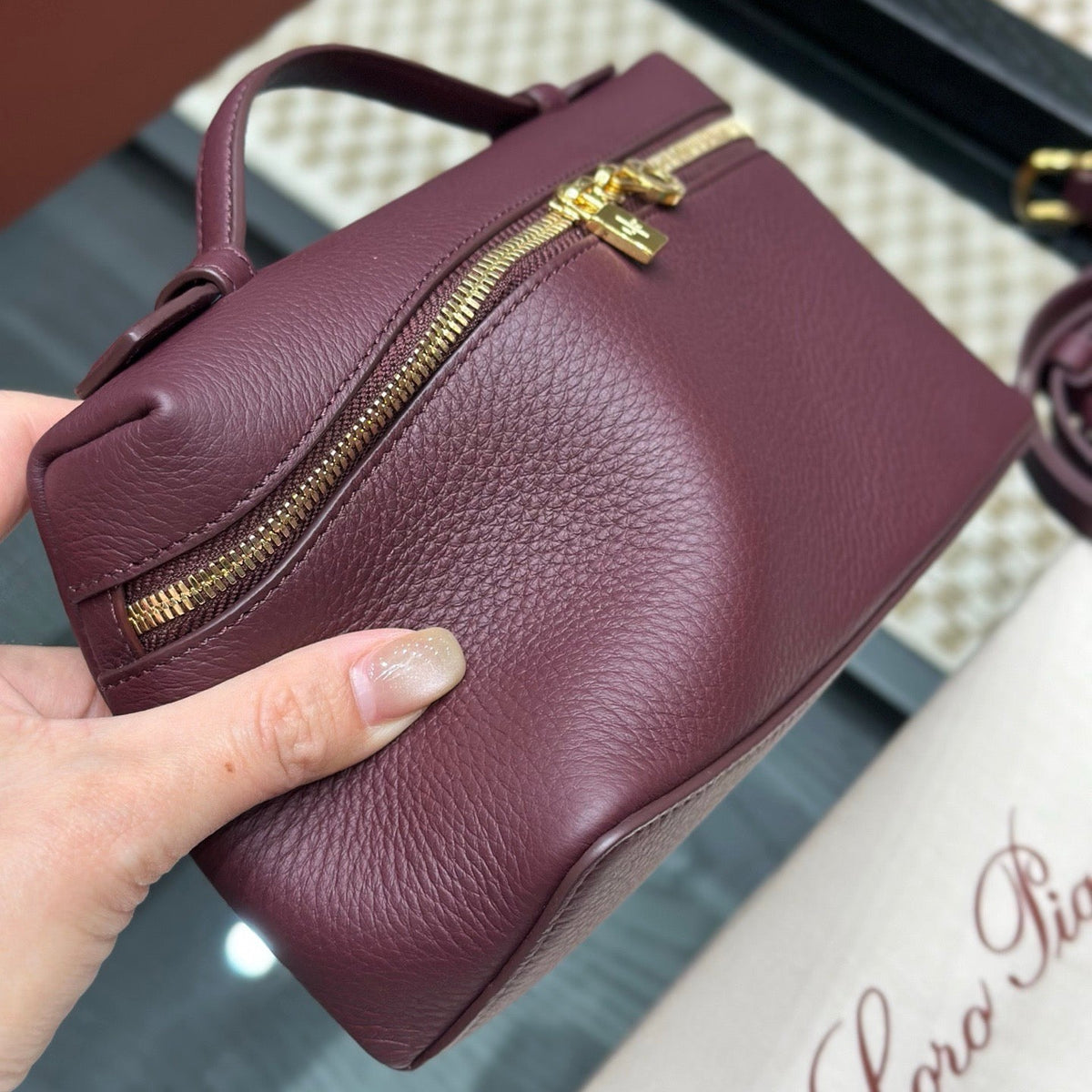 LORO P EXTRA POCKET L19 BAG