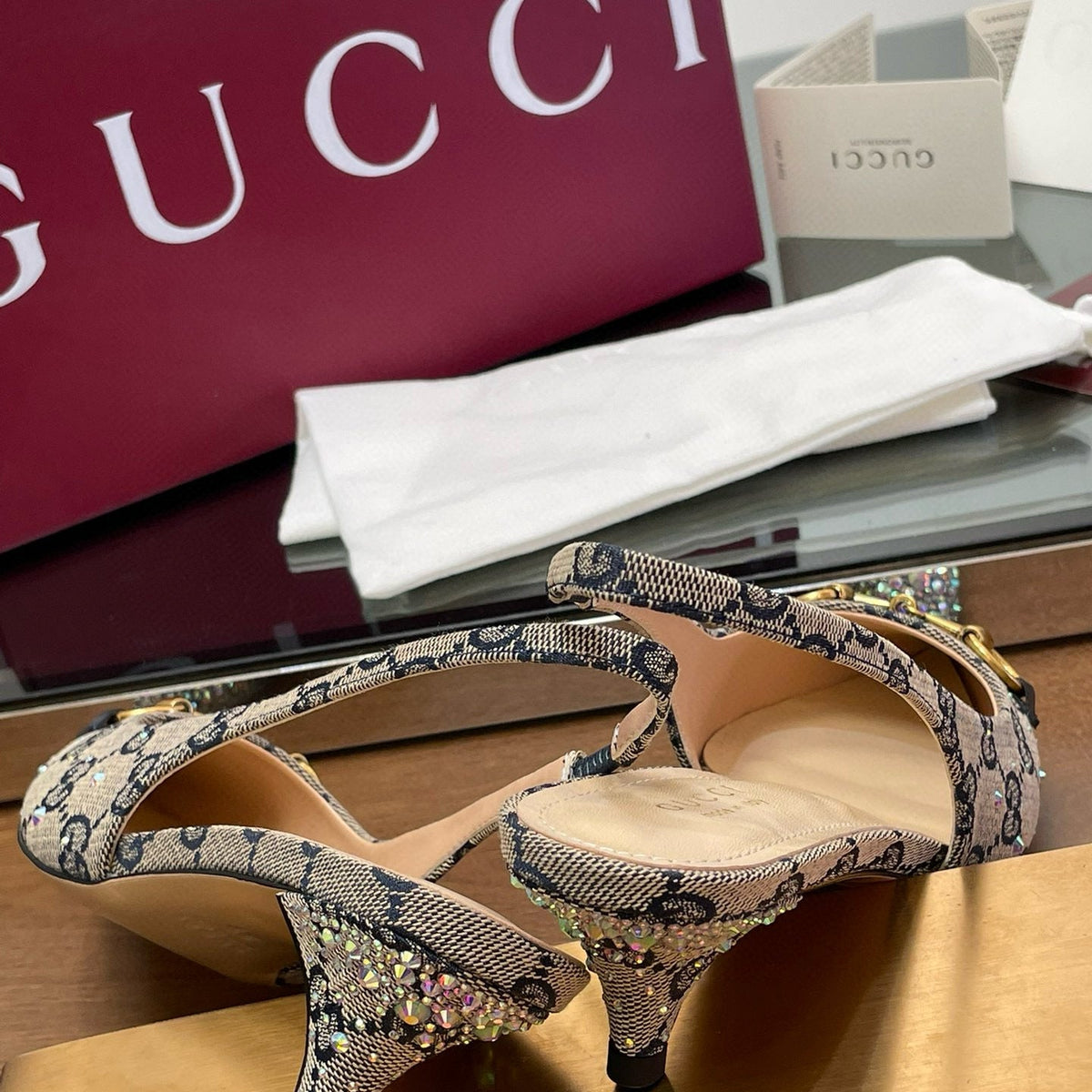 GG HEELS