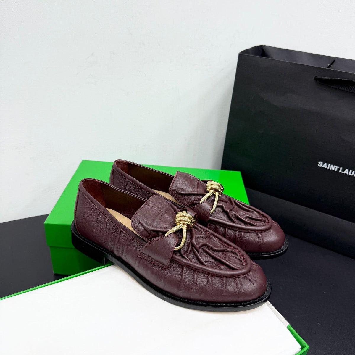 BOTT V LOAFERS