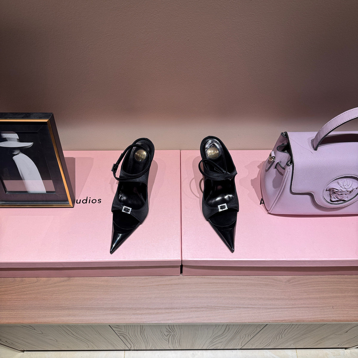SL HEELS