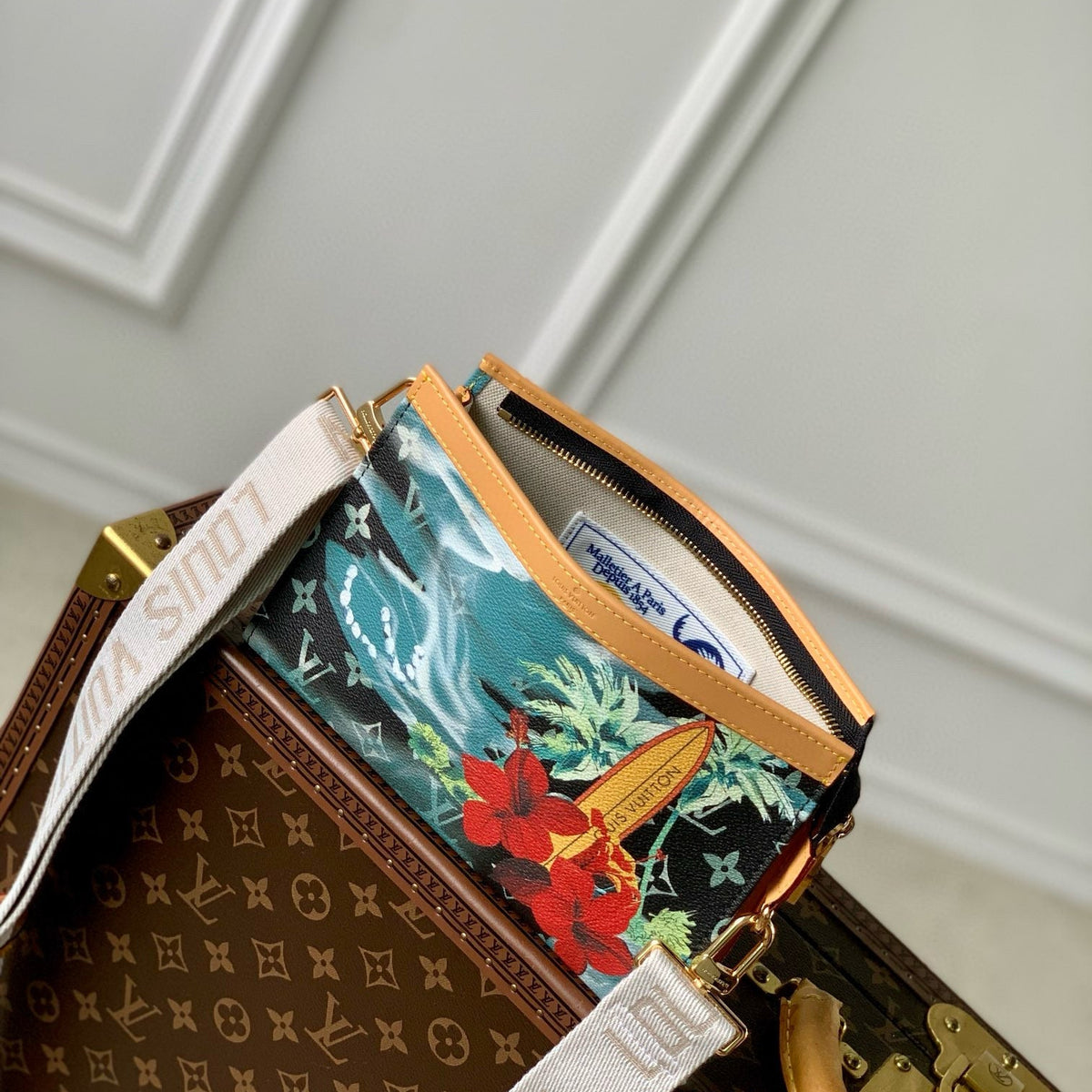 LOU GASTON WEARABLE WALLET
