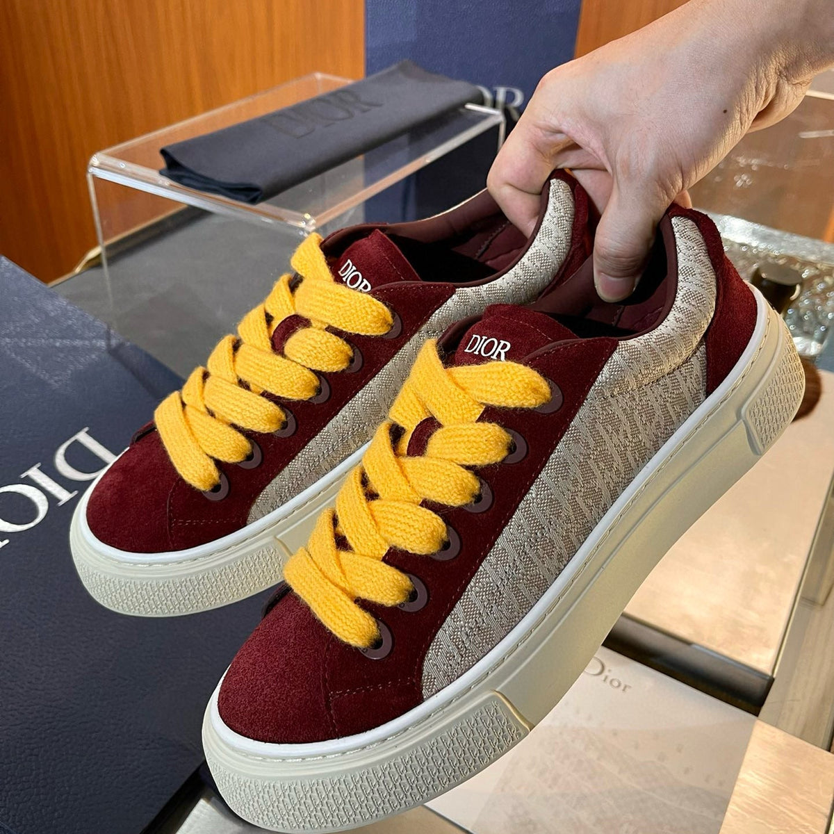 CD B33 SNEAKER