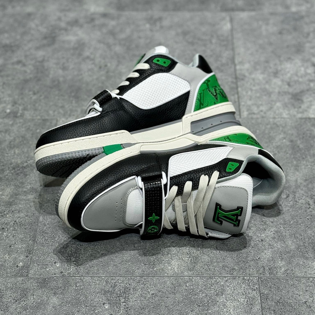 LOU TRAINERS