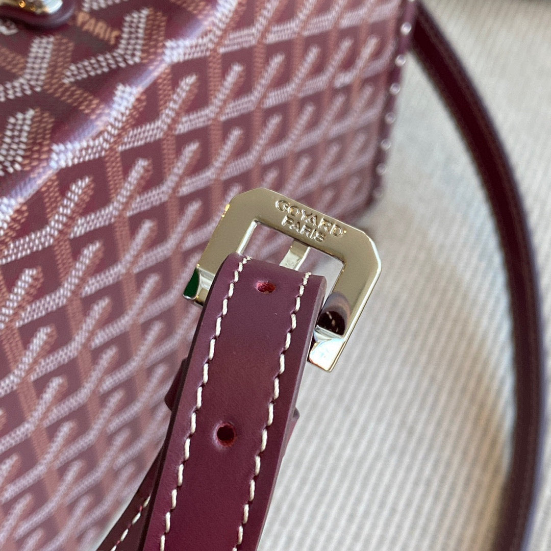 GOYA GRAND HOTEL TRUNK BAG