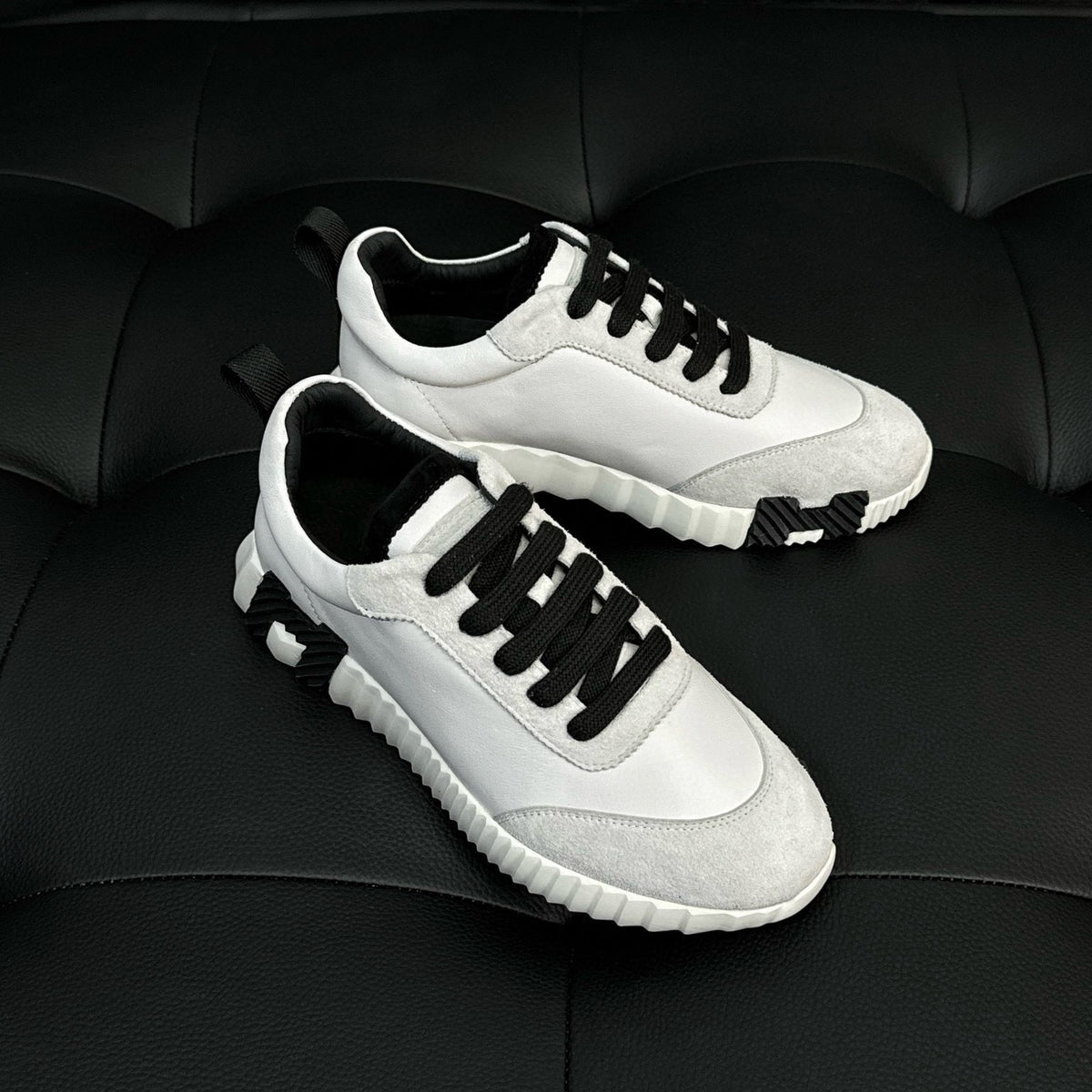 HERM BOUNCING SNEAKERS
