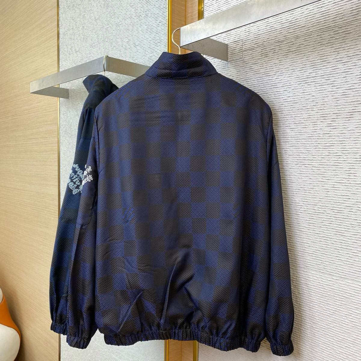 LOU JACKET