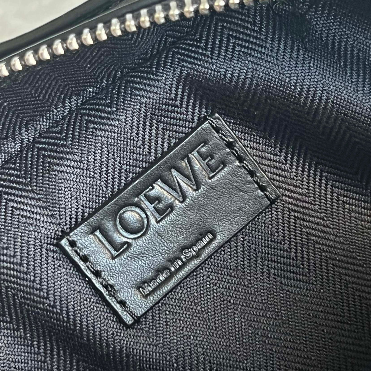 LOEW MINI CAMERA CROSSBODY BAG