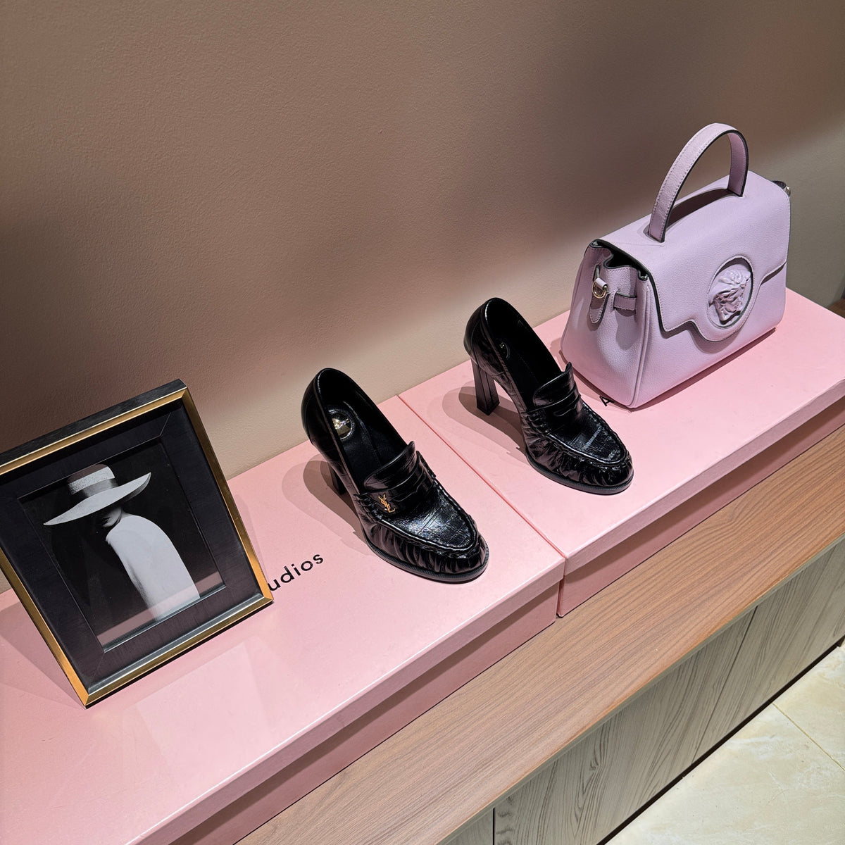 SL HEELS