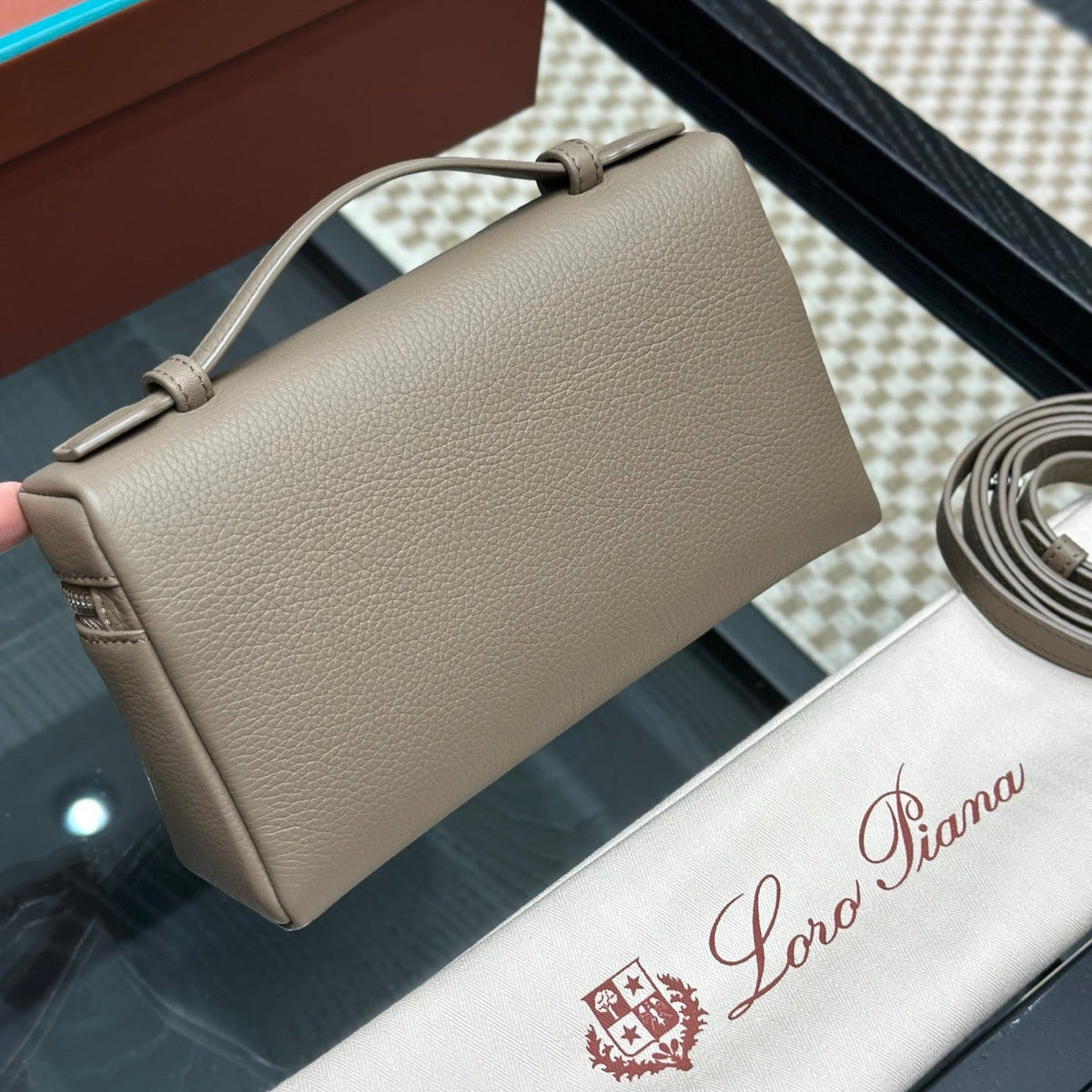 LORO P EXTRA POCKET L19 BAG