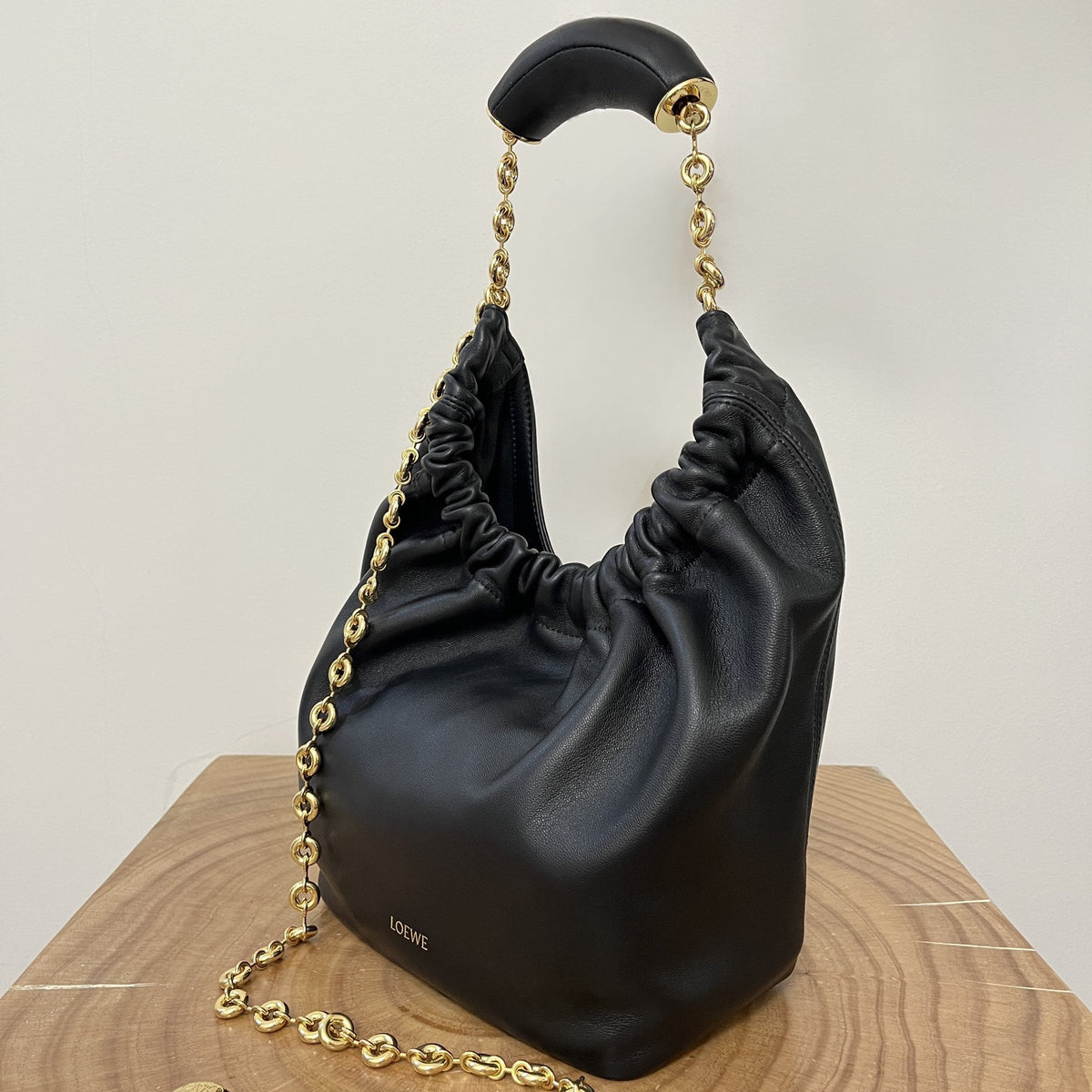 LOEW SMALL SQUEEZE BAG