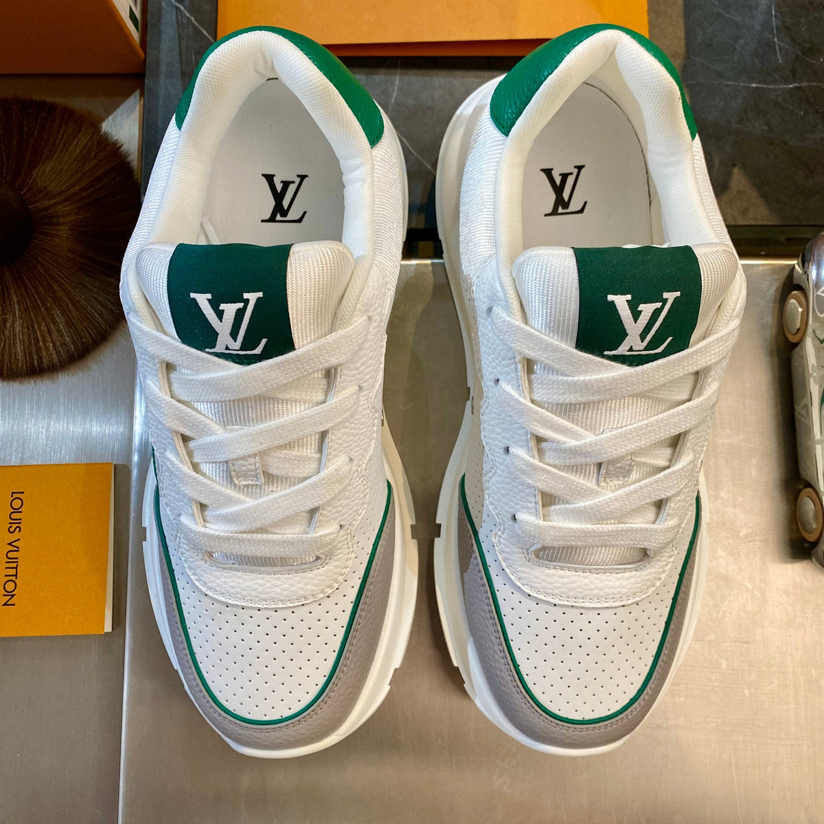 LOU CLASSIC SNEAKER