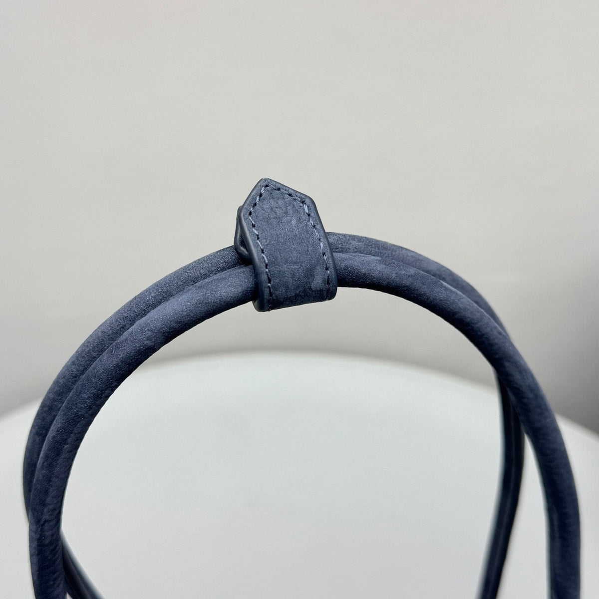 ALAIA LE TECKEL MEDIUM BAG