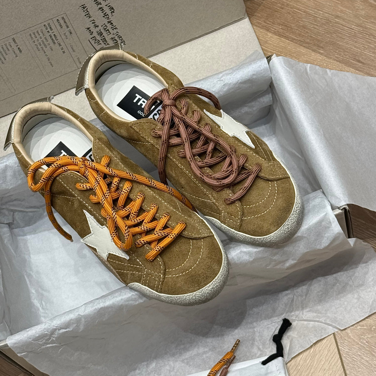 GOLDEN G TRAINERS